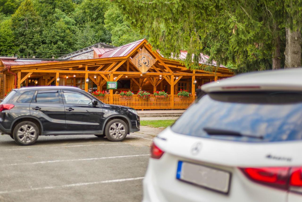 Lipicai Hotel Es Etterem Szilvasvarad Exterior foto